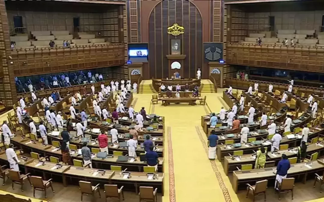 സസ്പെൻഷൻ ഉത്തരവ് വന്നത് സബ്മിഷന് തൊട്ടുമുമ്പ്; ടിപി കേസിൽ പ്രക്ഷുബ്ധമായി സഭ; വിട്ടുനിന്ന് മുഖ്യമന്ത്രിയും സ്പീക്കറും