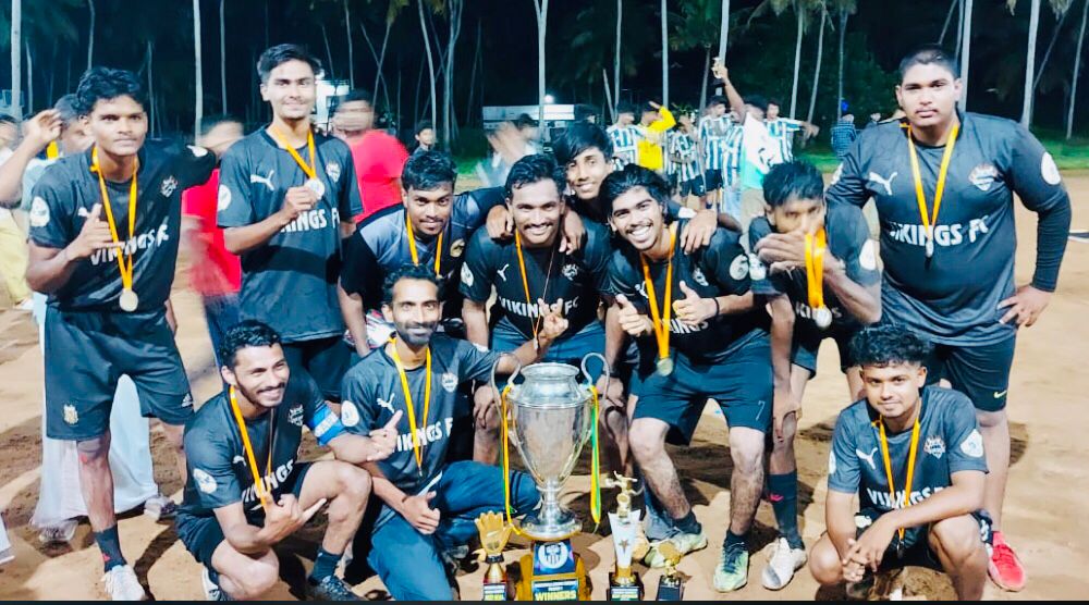 മാടൻവിള ലീഗ് സോക്കർ – വൈക്കിങ്സ് എഫ് സി ചാമ്പ്യന്മാർ