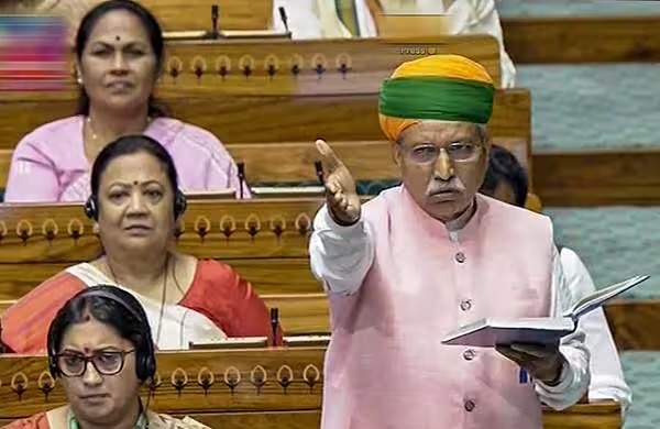 ‘നാരീ ശക്തി വന്ദന്‍’; വനിതാ സംവരണ ബില്‍ ലോക്‌സഭയില്‍