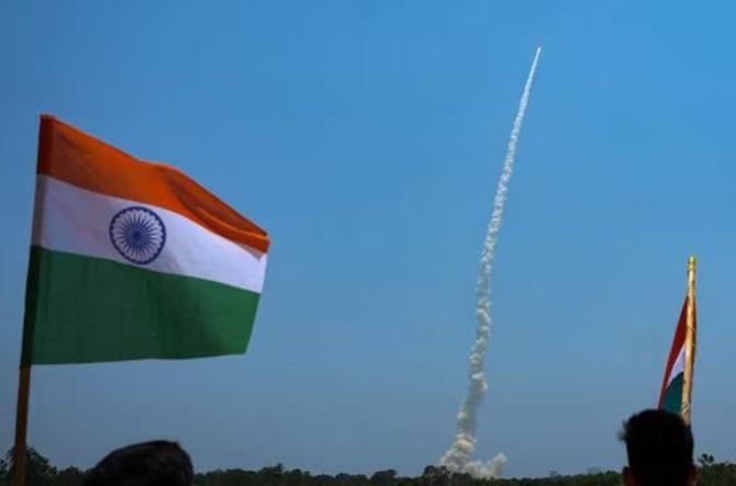 കൃത്യം, സൂക്ഷ്മം; ആദിത്യ ഭ്രമണപഥത്തില്‍, ഇനി 125 ദിവസത്തെ സൂര്യ യാത്ര