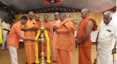 ശിവഗിരിയില്‍ നവരാത്രിദീപം തെളിഞ്ഞു