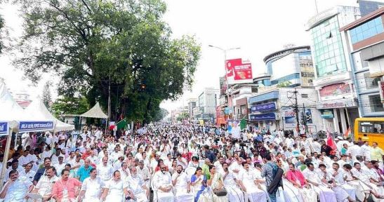 യുഡിഎഫ് സെക്രട്ടറിയേറ്റ് ഉപരോധം തുടങ്ങി
