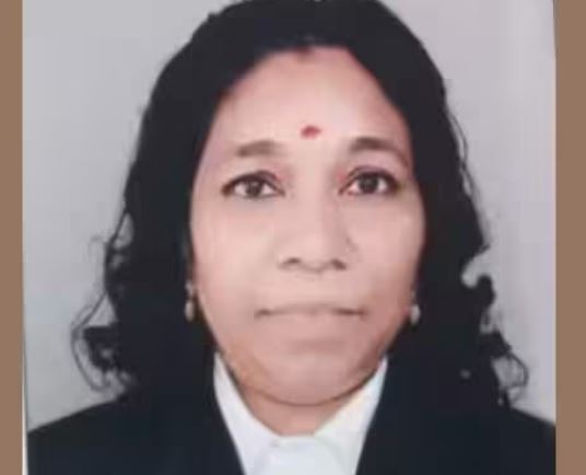 ട്രെയിൻ യാത്രക്കിടെ ​ഗുജറാത്ത് ഹൈക്കോടതിയിലെ മലയാളി അഭിഭാഷകയെ കാണാതായതായി പരാതി