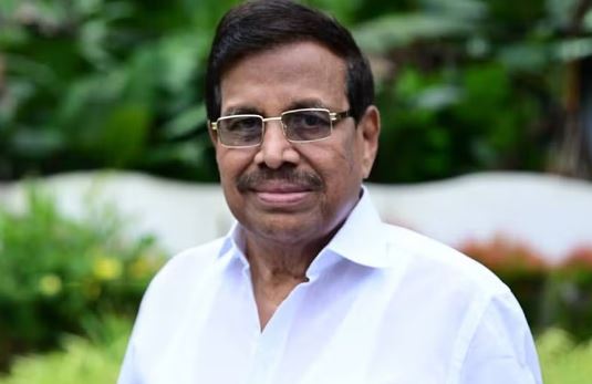 പി വി ഗംഗാധരന്‍ അന്തരിച്ചു