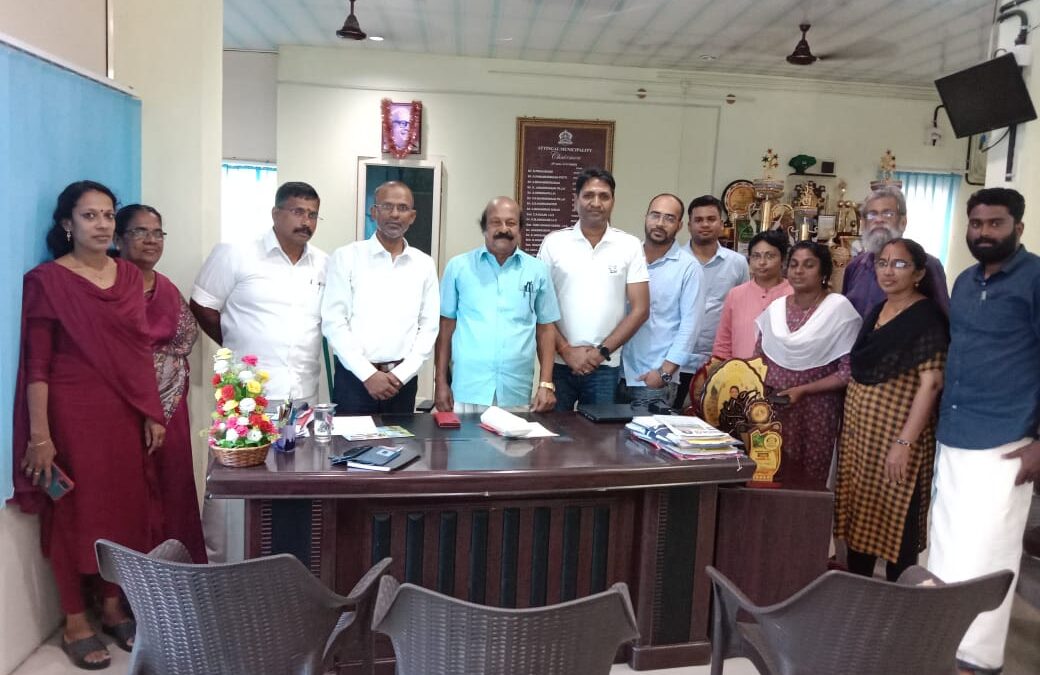 ജാർക്കണ്ഡ്  സംഘം ആറ്റിങ്ങൽ നഗരസഭയും സാക്ഷരതാ മിഷൻ വികസന വിദ്യാകേന്ദ്രവും സന്ദർശിച്ചു