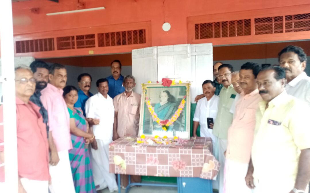 ചെറുന്നിയൂരിൽ ഇന്ദിരാഗാന്ധി രക്തസാക്ഷിത്വ ദിനാചാരണം നടന്നു