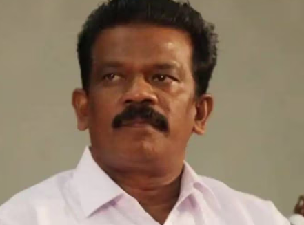 സന്നിധാനത്തേക്കുള്ള വഴിയിൽ കൂടുതൽ പാമ്പ് പിടുത്തക്കാരെ നിയമിക്കാൻ നിർദേശം