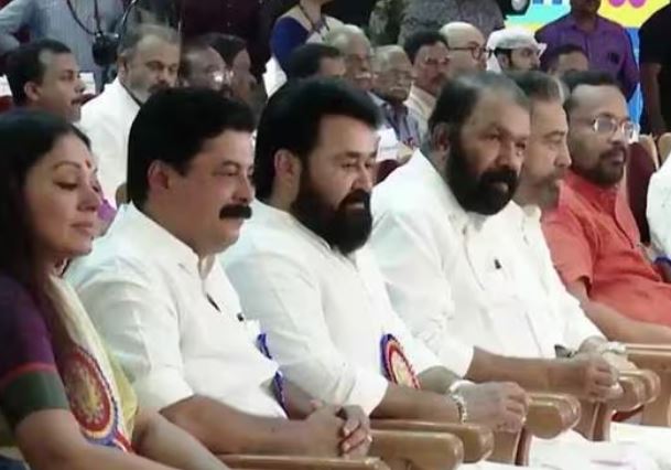 കമലഹാസന്‍, മമ്മൂട്ടി, മോഹന്‍ലാല്‍, ശോഭന….. താരത്തിളക്കത്തില്‍ കേരളീയത്തിന് തുടക്കം; ഒരാഴ്ച ആഘോഷക്കാലം