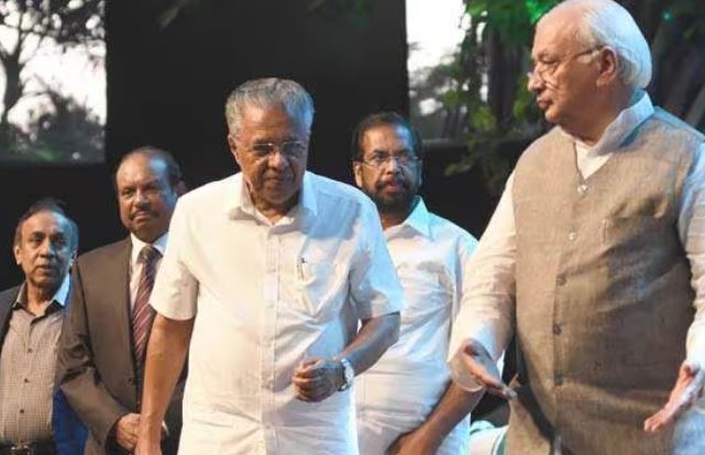 ‘കൂടുതൽ വികസിത സമൂഹമായി വളരേണ്ട ഘട്ടം, ഒരുമയോടെ മുന്നോട്ടു പോകണം’; കേരളപ്പിറവി ആശംസകൾ നേർന്ന് മുഖ്യമന്ത്രിയും ​ഗവർണറും