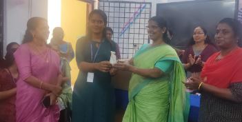 ജനകീയാസൂത്രണ പദ്ധതിയിലൂടെ ആറ്റിങ്ങൽ നഗരസഭ ആരോഗ്യവിഭാഗം മെൻസ്ട്രുവൽ കപ്പുകൾ സൗജന്യമായി വിതരണം ചെയ്തു