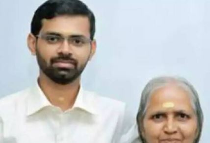 തൃശ്ശൂര്‍ എടക്കളത്തൂരില്‍ മകന്‍റെ വെട്ടേറ്റ് അമ്മ മരിച്ചു
