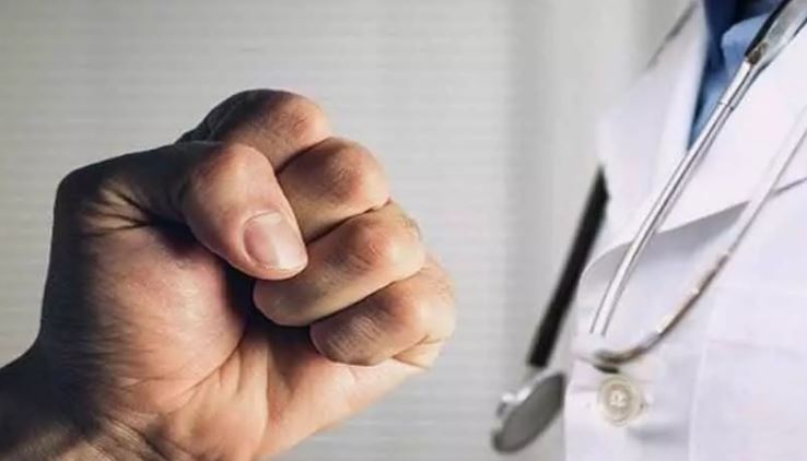 ആര്യനാട് ഗവ. ആശുപത്രിയില്‍ ഡോക്ടർക്ക് മർദ്ദനം; ഒരാൾ കസ്റ്റഡിയിൽ