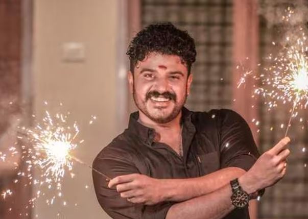 സിനിമ ഷൂട്ടിങ്ങിനിടെ അപകടം; നടൻ ബിബിൻ ജോർജിന് പരിക്ക്