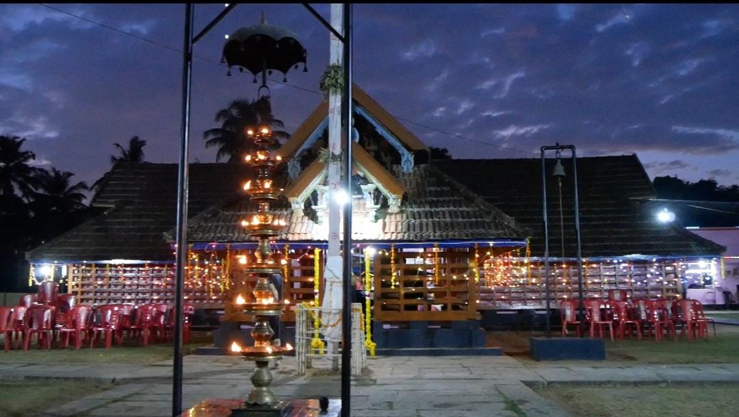 ആവണീശ്വരം മഹാദേവർ ക്ഷേത്രത്തിൽ പ്രതിഷ്ഠാ വാർഷികം