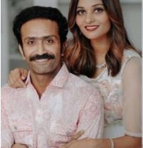 നിശ്ചയം കഴിഞ്ഞു; നടന്‍ ഷൈന്‍ ടോം ചാക്കോ വിവാഹിതനാകുന്നു