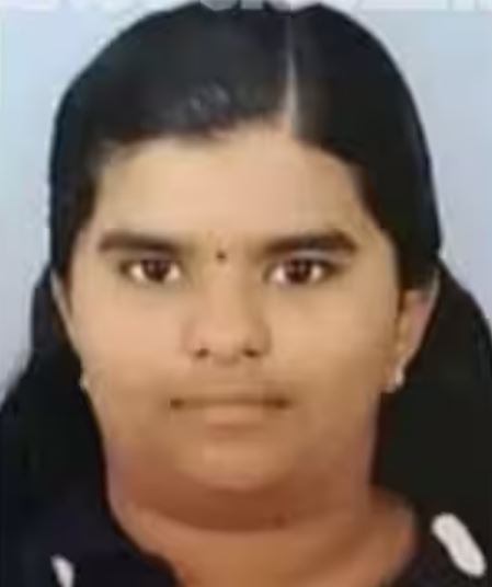 കെഎസ്ആർടിസി ബസ് സ്കൂട്ടറിലിടിച്ച് വിദ്യാർത്ഥിനിക്ക് ദാരുണാന്ത്യം