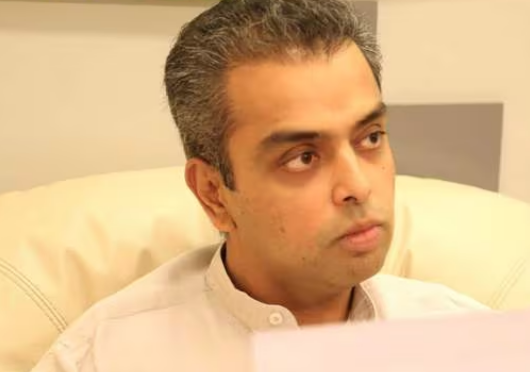 മുന്‍ കേന്ദ്രമന്ത്രി മിലിന്ദ് ദേവ്‌റ കോണ്‍ഗ്രസ് വിട്ടു