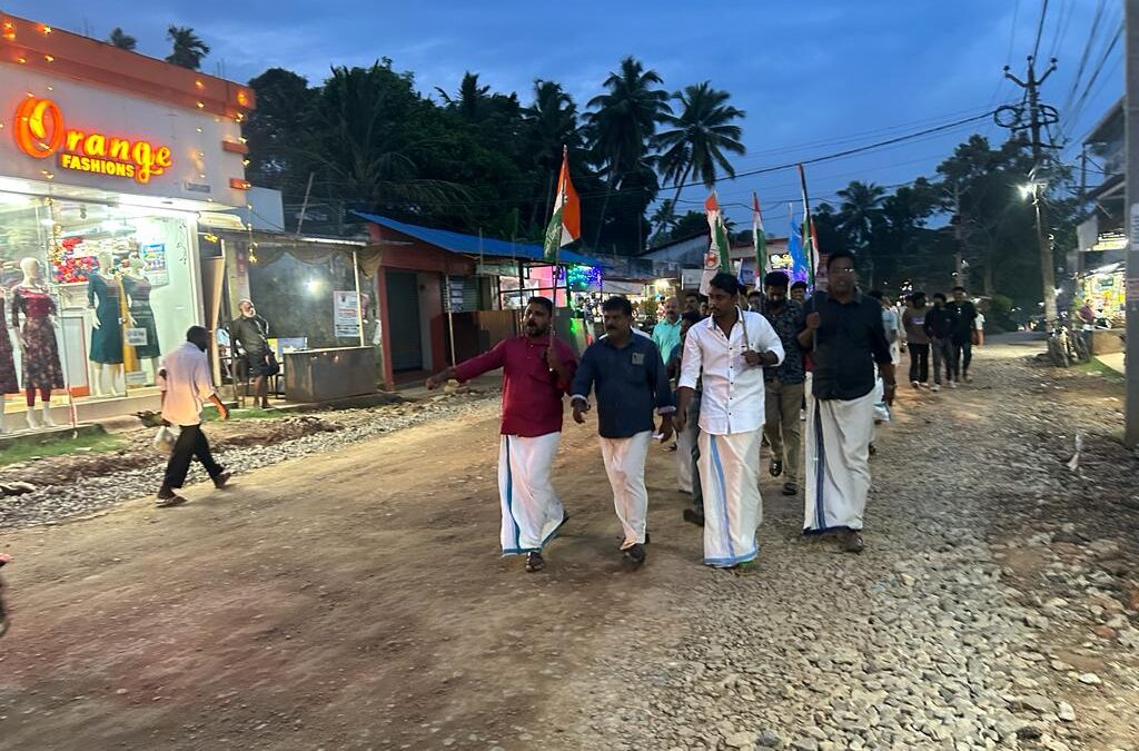 കടയ്ക്കാവൂർ യൂത്ത് കോൺഗ്രസ് പോലീസ്സ്റ്റേഷൻ മാർച്ച് നടത്തി