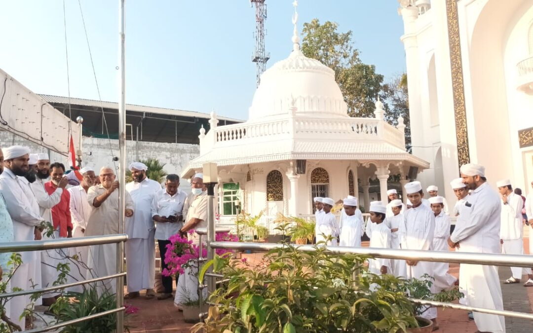 റിപ്പബ്ലിക് ദിനാഘോഷം സംഘടിപ്പിച്ച് ആലംകോട് മുസ്ലിം ജമാഅത്ത്