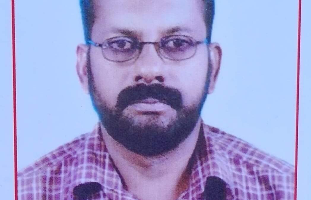 ആനയെ കയറ്റി വന്ന ലോറി കയറിയിറങ്ങി ബൈക്ക് യാത്രികൻ മരിച്ചു