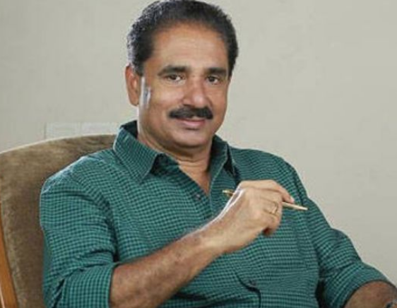 എൻ.കെ പ്രേമചന്ദ്രൻ കൊല്ലത്ത് യു.ഡി.എഫ് സ്ഥാനാർത്ഥി