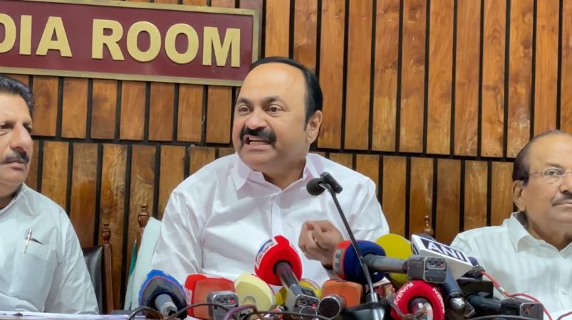 ജനങ്ങളെ പറ്റിക്കുന്ന ബജറ്റ്; വിമര്‍ശിച്ച് പ്രതിപക്ഷം