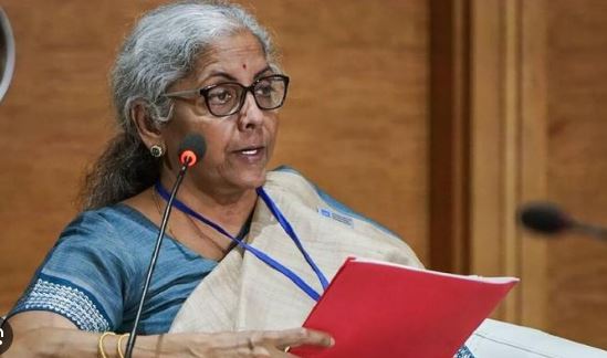 കേരളത്തിന്റെ കടബാധ്യത 4,29,270 കോടി രൂപ; എജിയുടെ സര്‍ട്ടിഫിക്കറ്റ് സഹിതം അപേക്ഷിച്ചാല്‍ ജിഎസ്ടി നഷ്ടപരിഹാരം