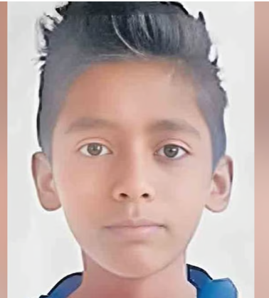 ഏഴാം ക്ലാസുകാരന്‍റെ ആത്മഹത്യ; കുട്ടിയുടെ ചിതാഭസ്മവുമായി സ്കൂളിലേക്ക് മാര്‍ച്ച്
