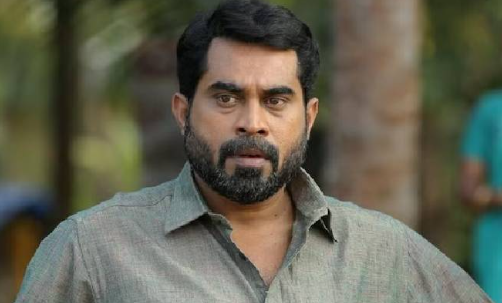 സുരാജ് വെഞ്ഞാറമൂടിന്റെ ഡ്രൈവിങ് ലൈസൻസ് സസ്പെൻഡ് ചെയ്യും; നടപടിയുമായി മോട്ടോർ വാഹന വകുപ്പ്