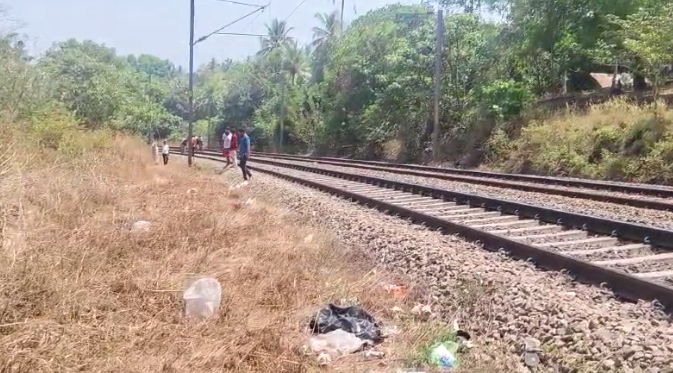 വർക്കലയിൽ ട്രെയിൻ തട്ടി അമ്മയും കുഞ്ഞും മരണപ്പെട്ടു