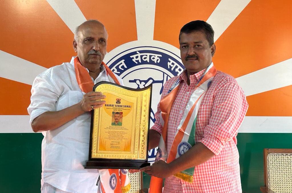 “ഭാരത് സേവക് ദേശീയ ബഹുമതി”യ്ക്ക് അർഹനായി ദീപു ആർ എസ്