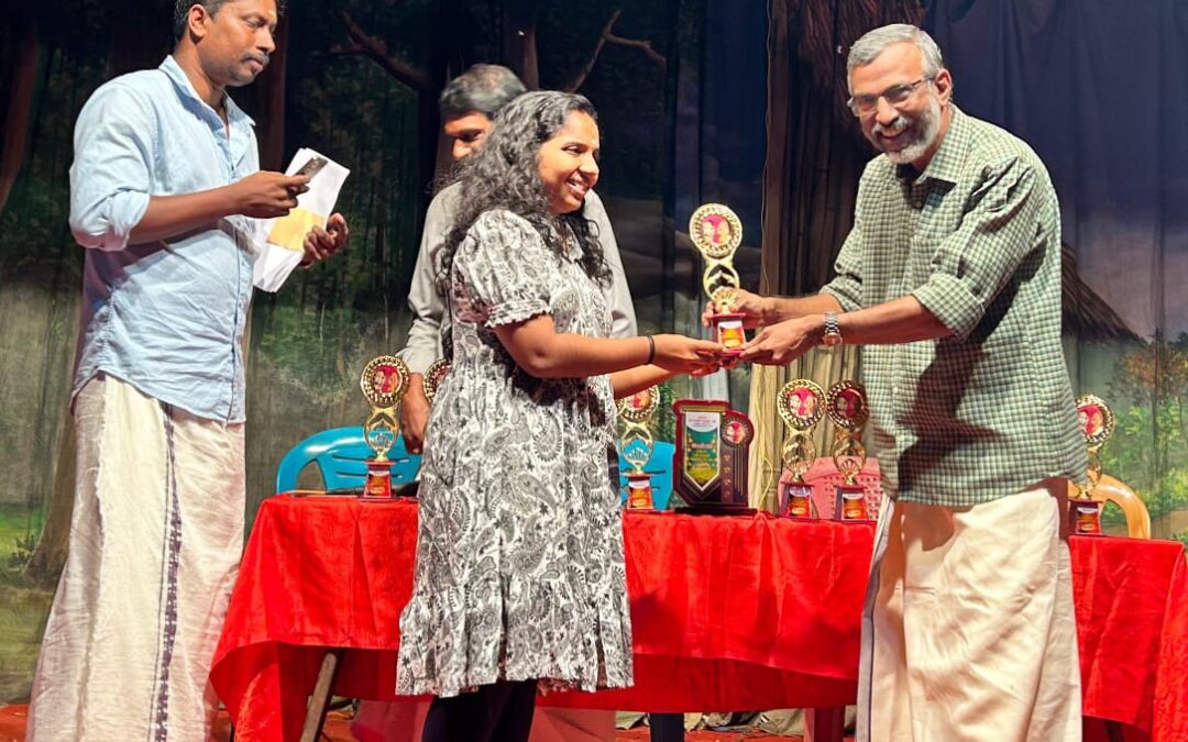 മാമംനട, ശ്രീഭഗവതി ക്ഷേത്ര ട്രസ്റ്റ് വിദ്യാർത്ഥികൾക്ക് ഉപഹാരങ്ങൾ നൽകി