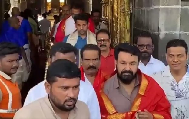 മോഹന്‍ലാല്‍ തിരുപ്പതി ക്ഷേത്രത്തില്‍, ആരാധക വരവേല്‍പ്പ്