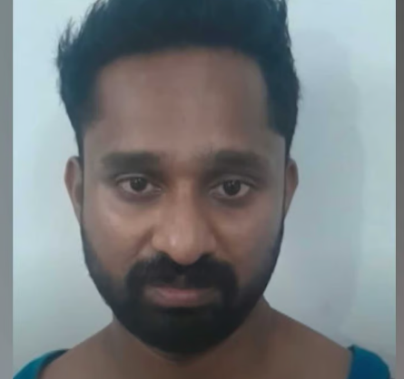 ഗന്ധര്‍വന്‍ എന്ന് വിശ്വസിപ്പിച്ചു; സുഹൃത്തിന്റെ അമ്മയെ പലതവണ പീഡിപ്പിച്ചു: കട്ടപ്പന ഇരട്ടക്കൊലക്കേസ് പ്രതിക്കെതിരെ കേസ്