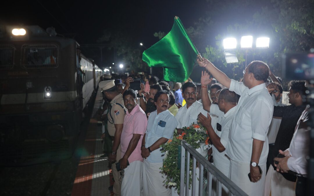 മൂന്നാം നരേന്ദ്രമോദി സർക്കാർ കടയ്ക്കാവൂർ സ്റ്റേഷന്‍റെ മുഖം മാറ്റുമെന്ന് കേന്ദ്രമന്ത്രി വി.മുരളീധരൻ