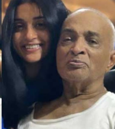 നടി മീരാ ജാസ്മിന്റെ പിതാവ് അന്തരിച്ചു