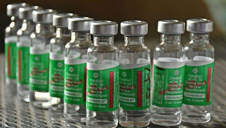 രക്തം കട്ടപിടിക്കാനും പ്ലേറ്റ്‌ലെറ്റിന്റെ എണ്ണം കുറയാനും സാധ്യത; കോവിഷീല്‍ഡിന് പാര്‍ശ്വഫലങ്ങള്‍ ഉണ്ടെന്ന് സമ്മതിച്ച് ആസ്ട്രാസെനക