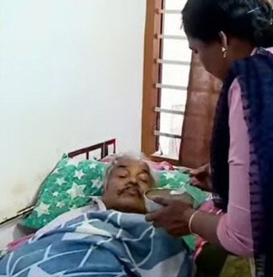 തൃപ്പൂണിത്തുറയില്‍ കിടപ്പുരോഗിയായ അച്ഛനെ ഉപേക്ഷിച്ച്