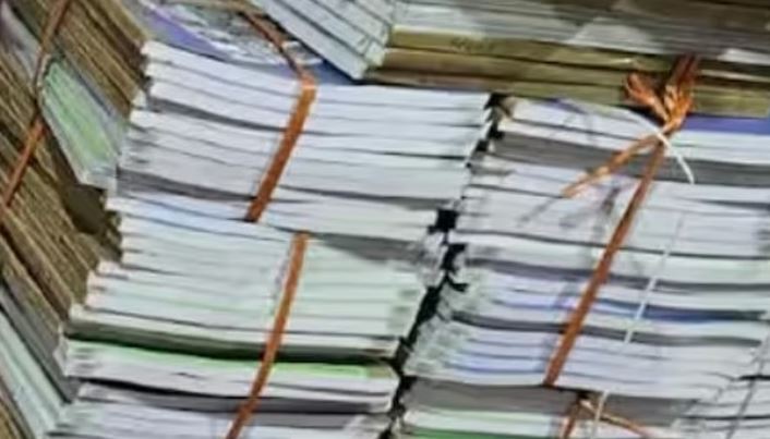 എൻസിഇആർടി പാഠ പുസ്തകം വ്യാജമായി അച്ചടിച്ചു; കൊച്ചിയിൽ 2 സ്വകാര്യ സ്ഥാപനങ്ങൾക്കെതിരെ കേസ്