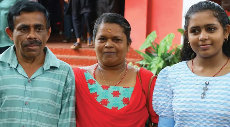 14 വര്‍ഷം വിവാഹമോചിതര്‍, മകള്‍ക്ക് വേണ്ടി വീണ്ടും ഒന്നിച്ച് ദമ്പതികള്‍; സ്നേഹഗാഥ