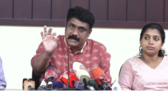 യാത്രക്കാരെ ഇറക്കിവിട്ടിട്ടില്ല; സച്ചിന്‍ദേവ് പറഞ്ഞത് ബസ് ഡിപ്പോയിലേക്ക് വിടാന്‍; വിശദീകരിച്ച് റഹീം