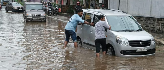 മഴക്കെടുതി; കണ്‍ട്രോള്‍ റൂം തുറന്നു; 24 മണിക്കൂറും പ്രവര്‍ത്തിക്കും