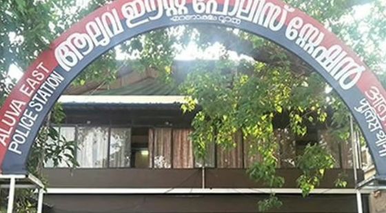 കാണാതായ പെണ്‍കുട്ടിയെ കൊല്‍ക്കത്തയിലേയ്ക്ക് കടത്താന്‍ ശ്രമം, തട്ടിക്കൊണ്ടുപോയവര്‍ക്കെതിരെ പോക്‌സോ കേസ്
