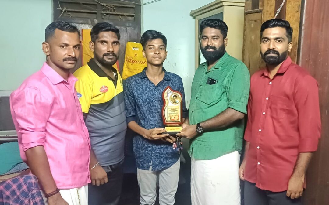 എസ്.എസ്.എൽ.സി പരീക്ഷയിൽ മുഴുവൻ വിഷയങ്ങൾക്കും A+ കരസ്ഥമാക്കിയ ഷിബിൻ കൃഷ്ണയ്ക്കു ആദരവ് നൽകി