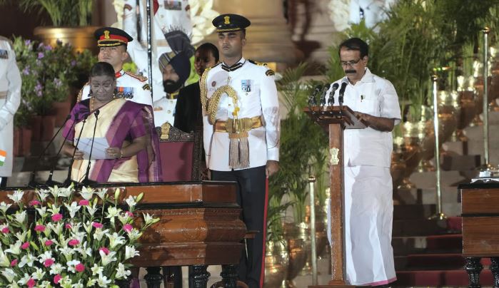 ബിജെപിക്കൊപ്പം നാലു പതിറ്റാണ്ടു കടന്ന യാത്ര, ജോര്‍ജ് കുര്യന്‍ പാര്‍ട്ടിയുടെ ന്യൂനപക്ഷ മുഖം