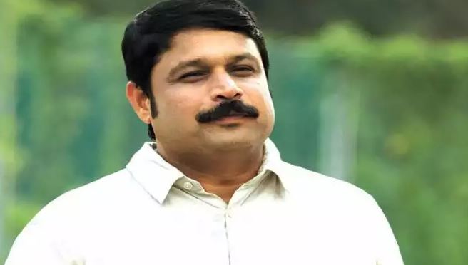 മാധ്യമപ്രവർത്തനം വീണ്ടും അവസാനിപ്പിച്ച് നികേഷ് കുമാർ; പൊതുപ്രവർത്തന രംഗത്ത് സജീവമാകും