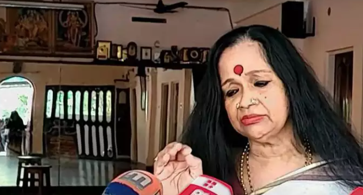 ആർഎൽവി രാമകൃഷ്ണനെ അധിക്ഷേപിച്ച കേസ്: സത്യഭാമ കോടതിയിൽ കീഴടങ്ങി