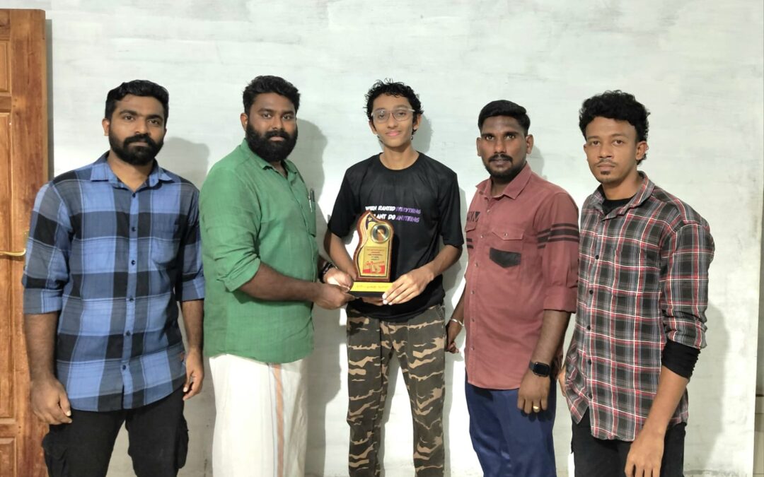 എസ്.എസ്.എൽ.സി പരീക്ഷയിൽ മുഴുവൻ വിഷയങ്ങൾക്കും എ പ്ലസ് കരസ്ഥമാക്കിയ ശരണിന് ആദരവ് നൽകി