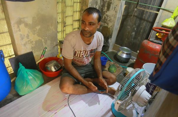 അതിഥി തൊഴിലാളിക്കു താമസിക്കാന്‍ പട്ടിക്കൂട്, വാടക 500 രൂപ!