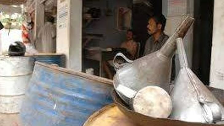 ഇനി മുതൽ ഒരു പഞ്ചായത്തിൽ രണ്ട് റേഷൻകടകളിൽ മാത്രമേ മണ്ണെണ്ണ കിട്ടൂ; സർക്കാർ ഉത്തരവ്